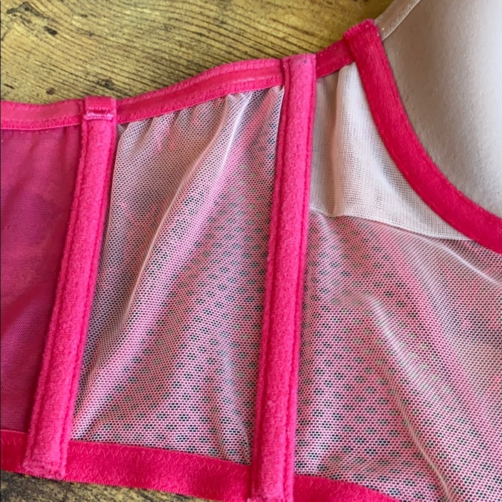 Victoria’s Secret Corset - Picture 7 of 8